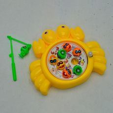 Crab And Fish On The Chain