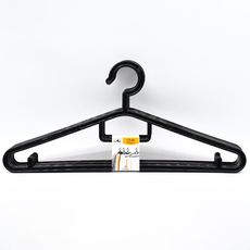 Hanger 008 Black